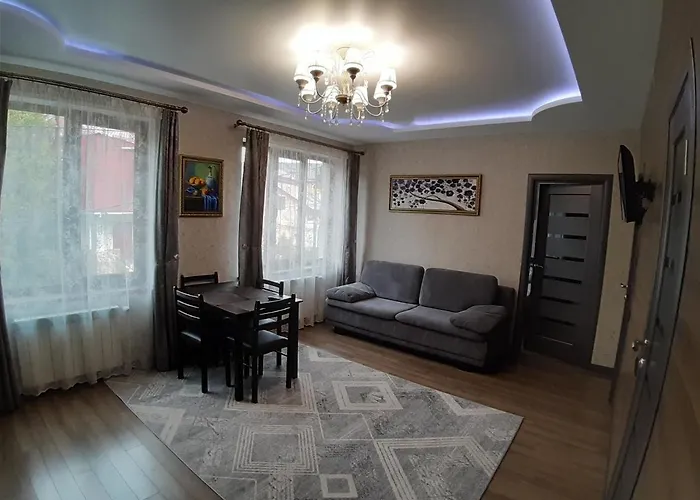 Viktor Apartment